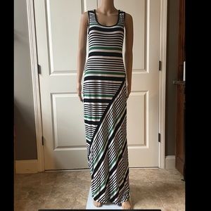 Studio M Maxi Dress Striped Sleeveless
